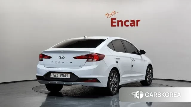 Hyundai The New Avante AD 2019 Белый из Кореи