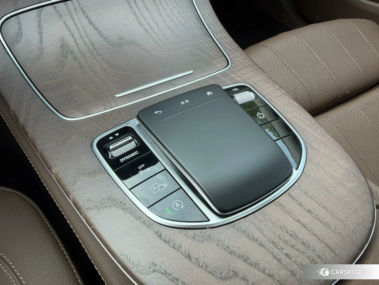 Mercedes-Benz E-class 2021 Черный из Китая