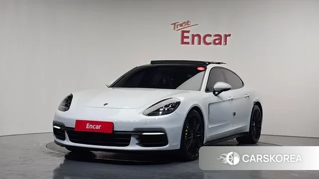 Porsche Panamera (971) 2018 Белый из Кореи