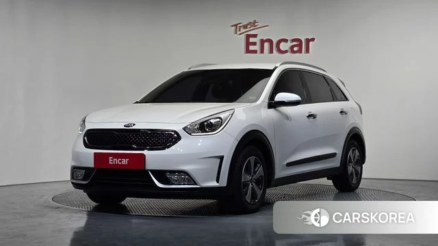 Kia Niro 2018 Белый из Кореи
