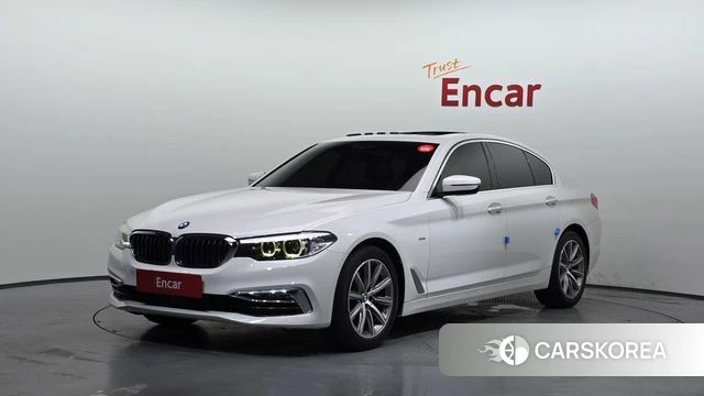 BMW 5 Series (G30) 2018 Белый из Кореи