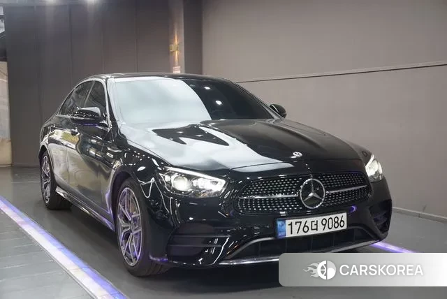 Mercedes-Benz E-Class W213 2021 Черный из Кореи