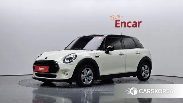 Mini Cooper 2019 Жемчужный цвет из Кореи