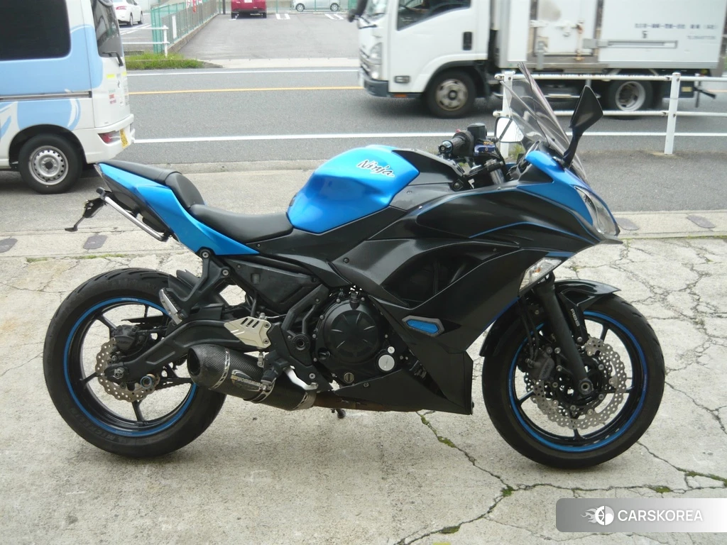 Проданный Kawasaki NINJA 650 ABS 2019 из Японии