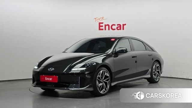 Hyundai Ionic 6 2023 Темно-зеленый из Кореи