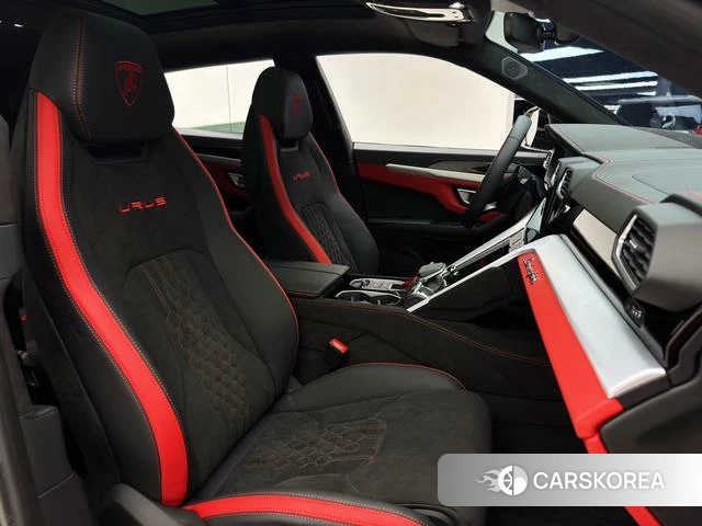 Lamborghini Urus 2024 Темно-серый из Китая