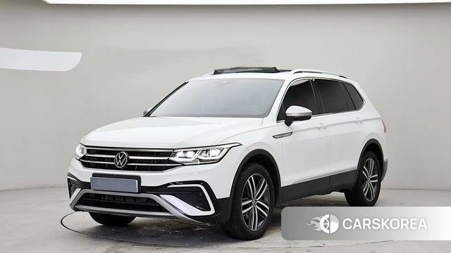 Volkswagen Tiguan second Generation 2022 Белый из Кореи