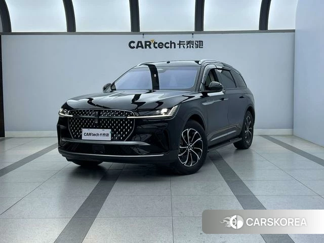 Lincoln Navigator 2023 Черный из Китая