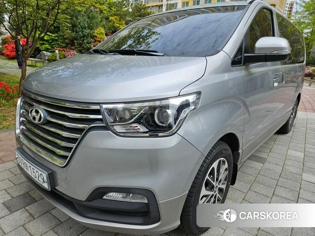 Hyundai The New Grand Starex 2019 Серый из Кореи