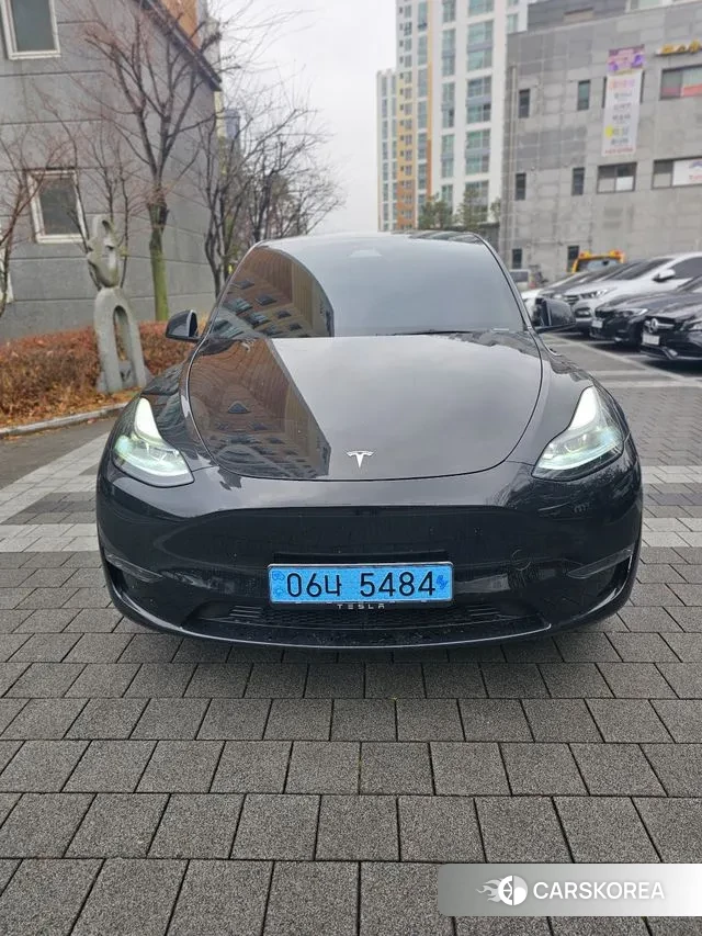 Tesla Model Y 2024 Черный из Кореи