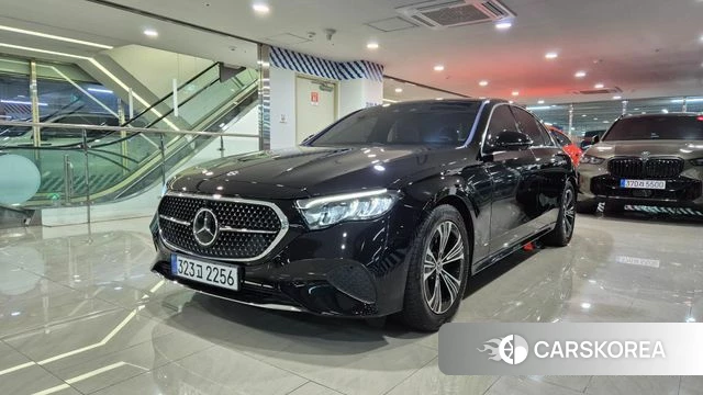 Mercedes-Benz E-Class W214 2024 Черный из Кореи