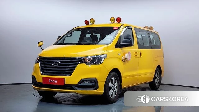 Hyundai The New Grand Starex 2018 Желтый из Кореи