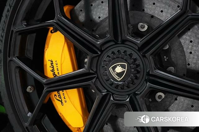 Lamborghini Aventador 2019 Зеленый из Китая