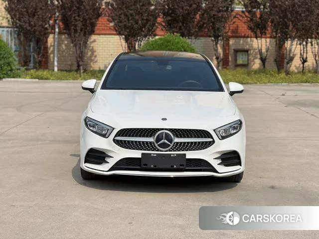 Mercedes-Benz Class A 2021 Белый из Китая