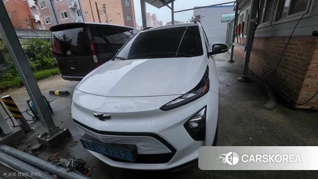 Chevrolet (GM Daewoo) Bolt EUV 2022 Белый из Кореи