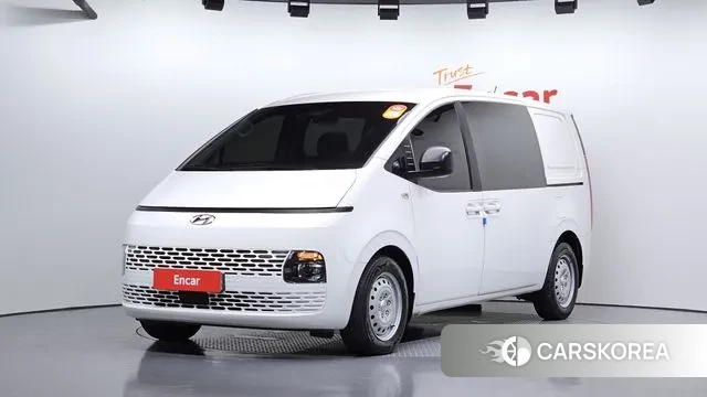 Hyundai Staria 2022 Белый из Кореи