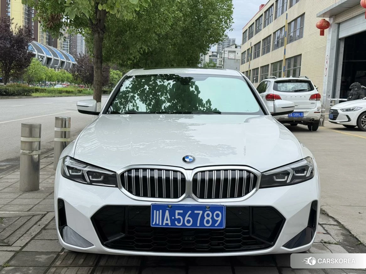 BMW 3 series 2022 Белый из Китая