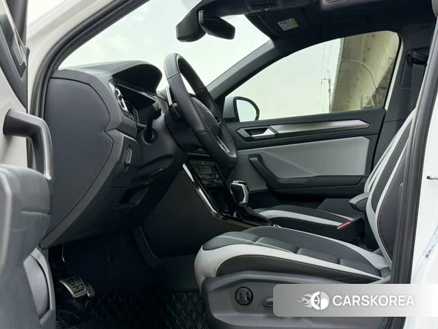 Volkswagen Exploring songs 2024 Белый из Китая