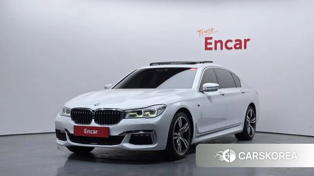BMW 7 Series (G11) 2018 Белый из Кореи