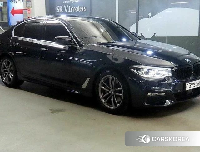 BMW 5 Series (G30) 2018 Черный из Кореи