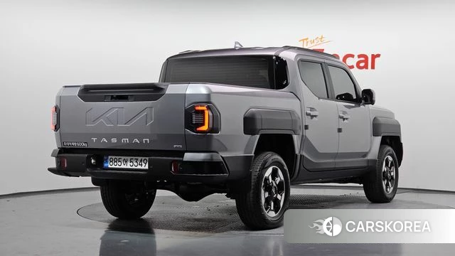 Kia Tasman 2026 Серебристо-серый из Кореи