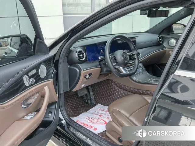 Mercedes-Benz E-class 2021 Черный из Китая