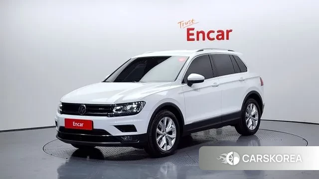 Volkswagen Tiguan second Generation 2018 Белый из Кореи