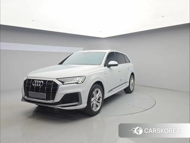 Audi Q7 (4M) 2021 Белый из Кореи