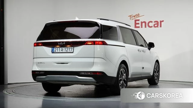 Kia Carnival 4th generation 2022 Белый из Кореи