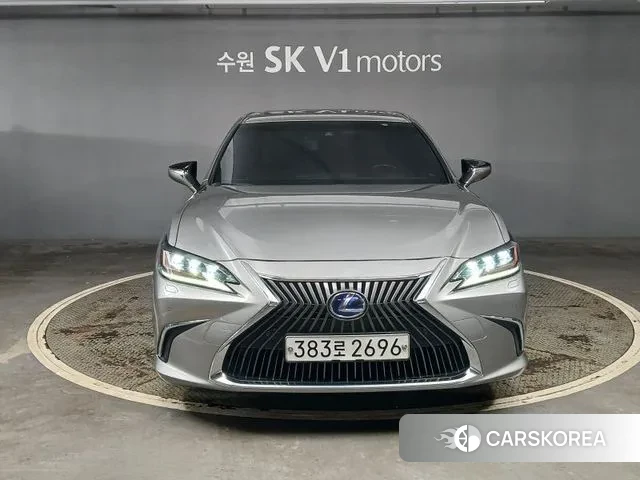Lexus ES300h 7th generation 2019 Цвет тростника из Кореи