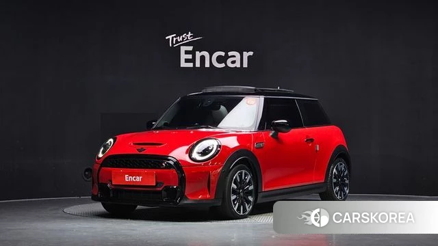 Mini Cooper S 2022 Красный из Кореи