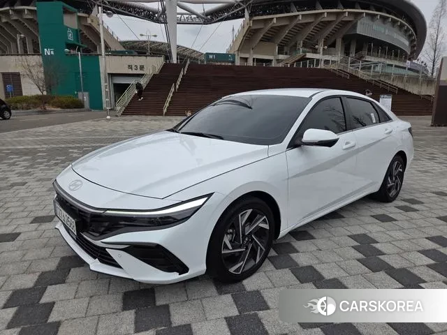Hyundai The New Avante Hybrid (CN7) 2025 Белый из Кореи