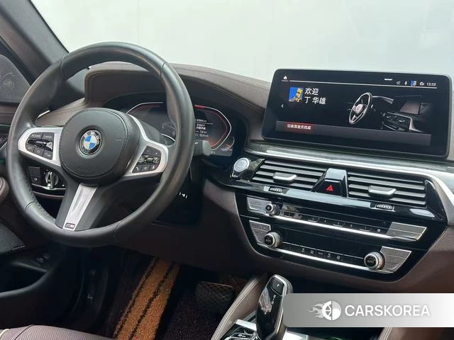 BMW 5 series 2022 Черный из Китая