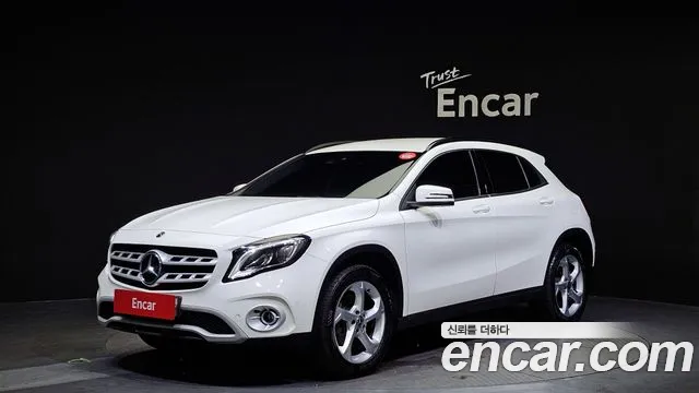 Mercedes-Benz GLA-Class X156 2019 Белый из Кореи