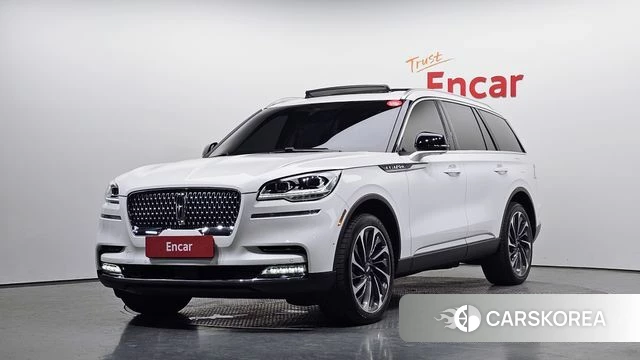 Lincoln Aviator 2nd generation 2021 Белый из Кореи