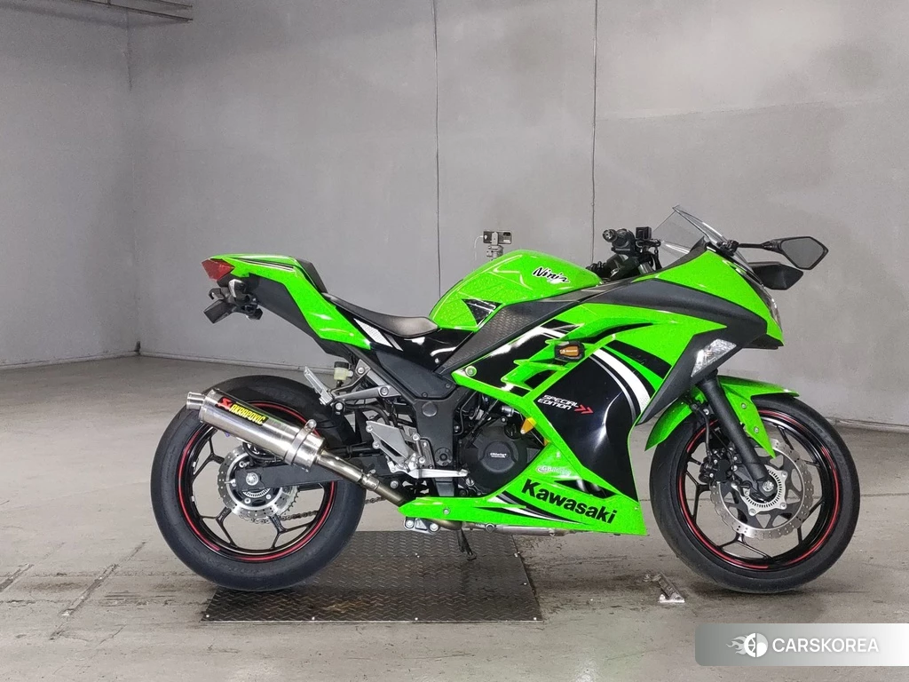 Проданный Kawasaki NINJA 250 2014 из Японии, фото 2