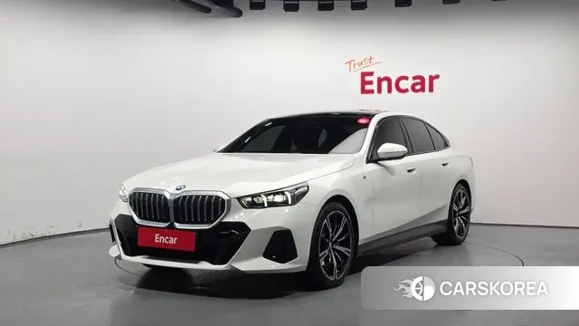 BMW 5 Series (G60) 2024 Белый из Кореи