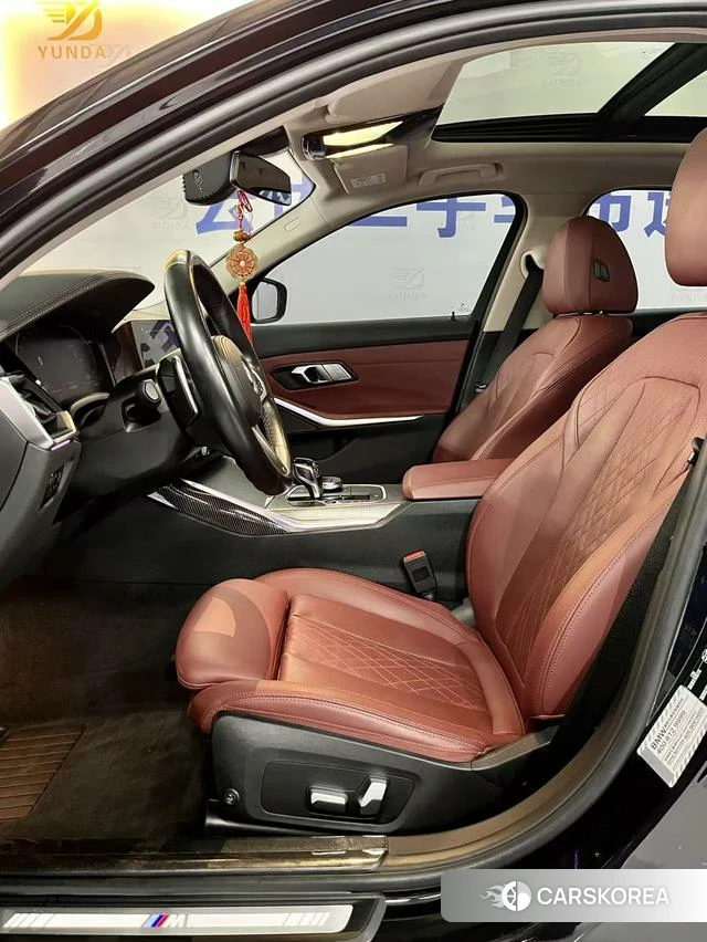 BMW 3 series 2022 Черный из Китая