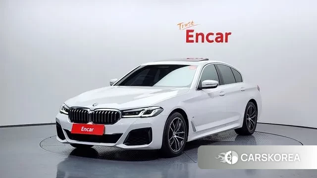 BMW 5 Series (G30) 2023 Белый из Кореи