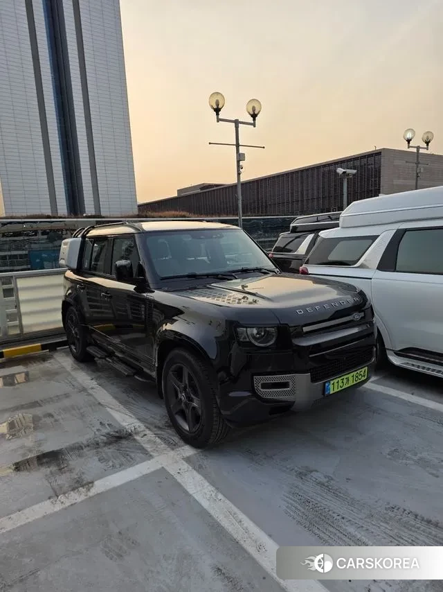 Land Rover Defender (L663) 2025 Черный из Кореи