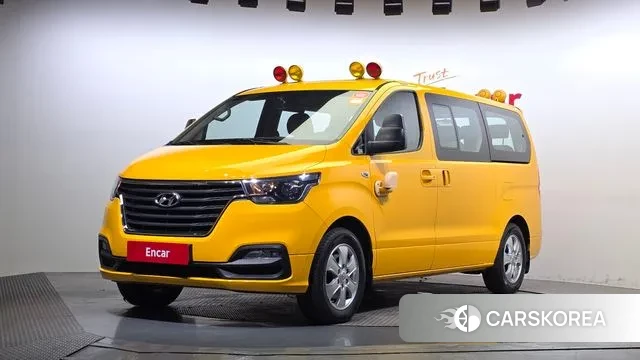 Hyundai The New Grand Starex 2019 Желтый из Кореи