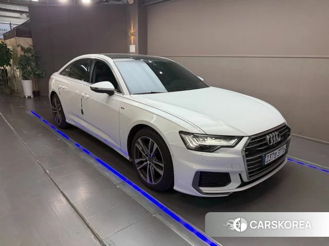 Audi A6 (C8) 2023 Белый из Кореи