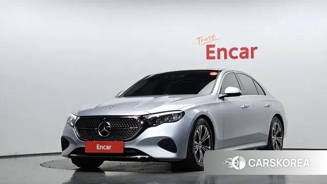 Mercedes-Benz E-Class W214 2024 Серебряный из Кореи