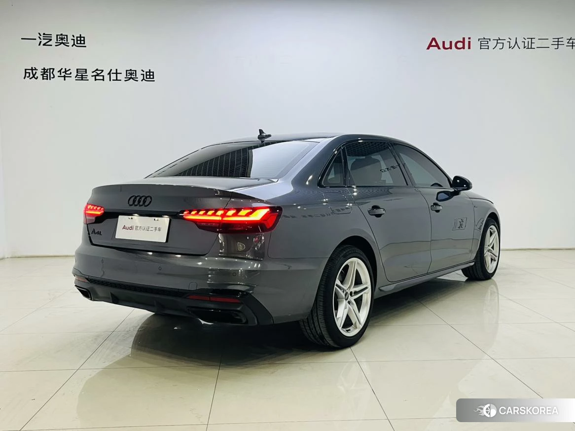 Audi A4L 2020 Темно-серый из Китая