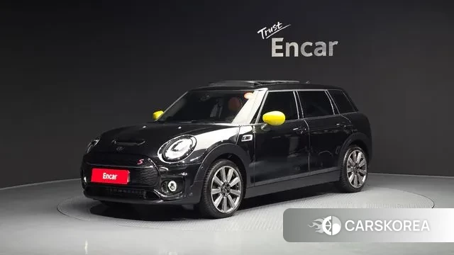 Mini Cooper S Clubman 2023 Черный из Кореи