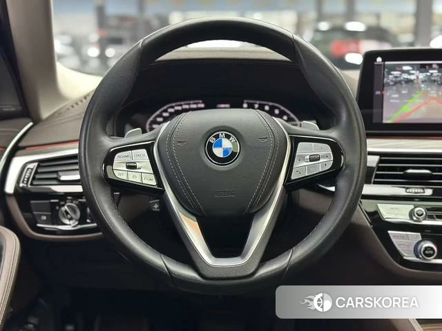 BMW 5 series 2021 Черный из Китая