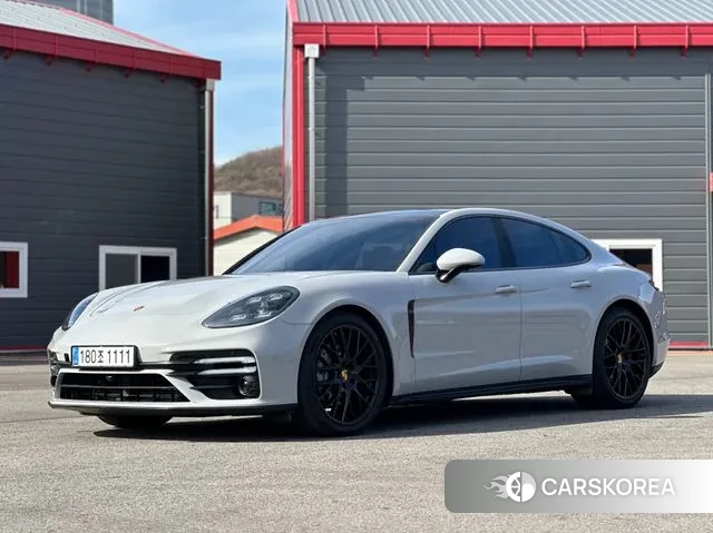Porsche Panamera (971) 2018 Серый из Кореи