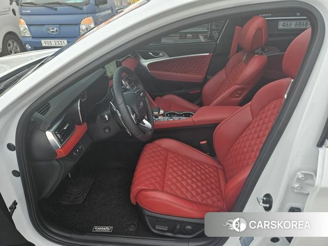 Genesis The New G70 2022 Белый из Кореи