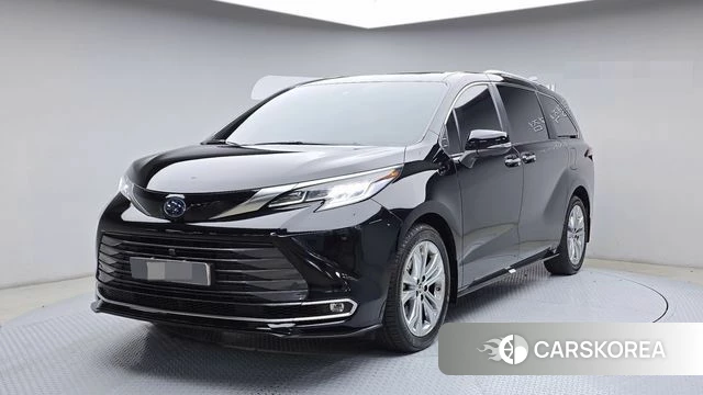 Toyota Sienna 4th Generation 2022 Черный из Кореи