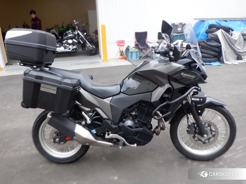 Проданный Kawasaki VERSYS-X 250 ABS 2017 из Японии